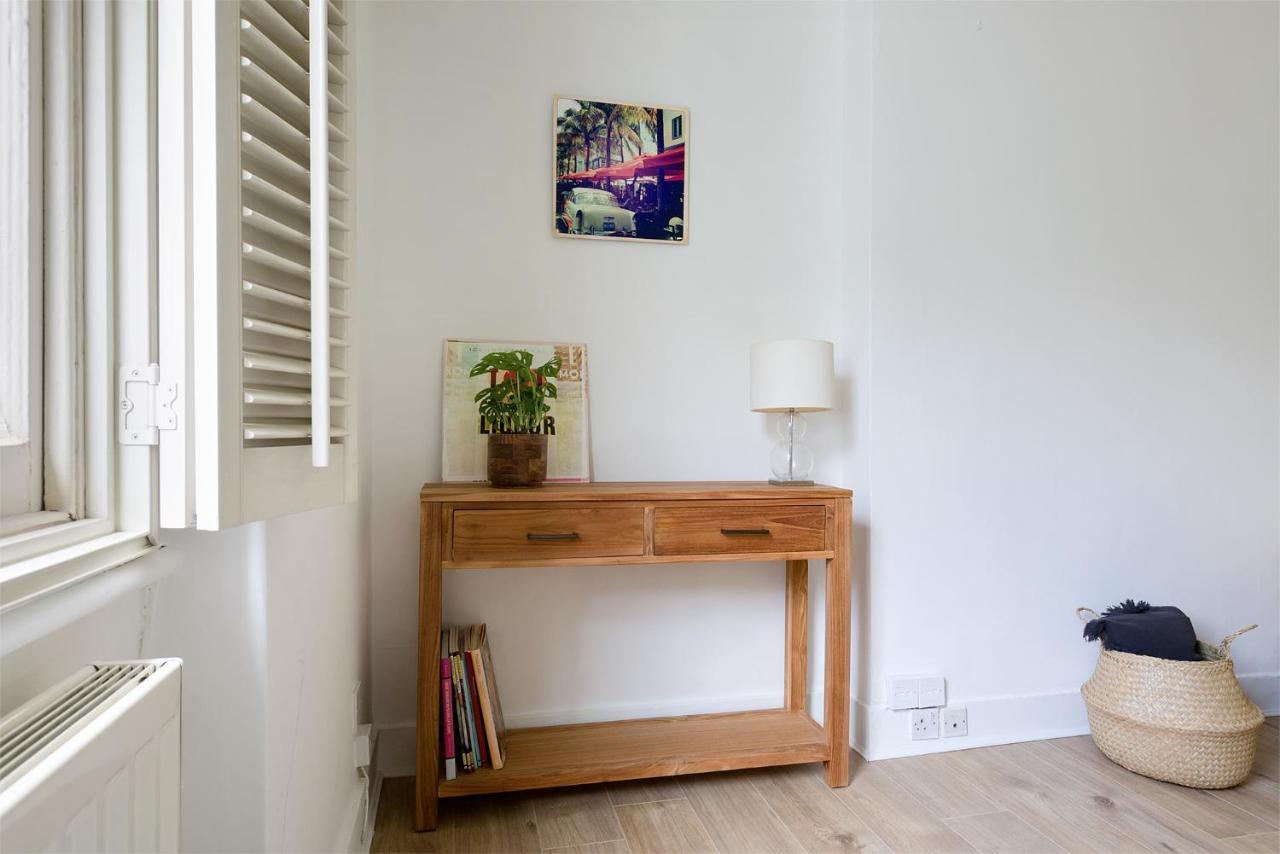 Beautiful 2 Bedrooms Apartment In Knightsbridge London Ngoại thất bức ảnh